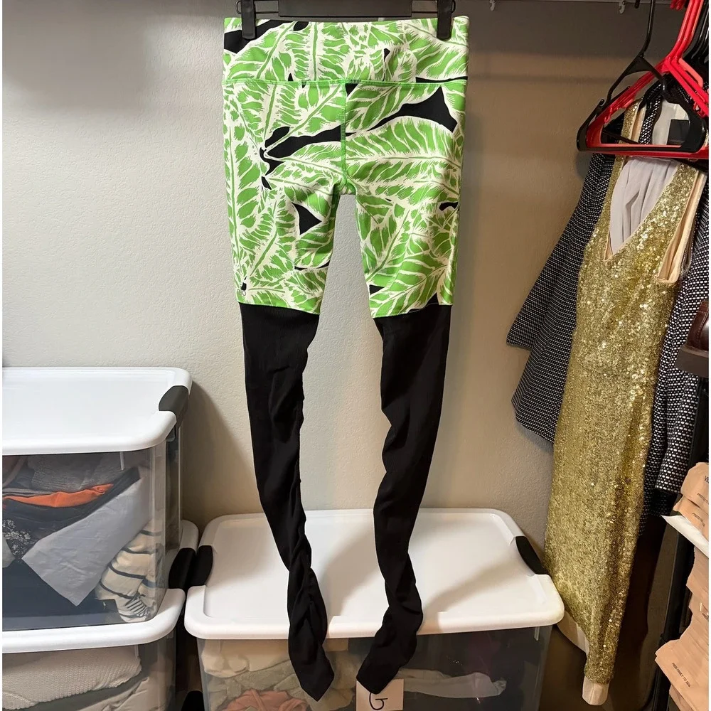 Alo Yoga High-Waist Goddess Leggings Green Palm Print Black Ribbed SMALL